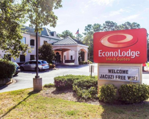  Econo Lodge Inn & Suites Marietta  Маритта